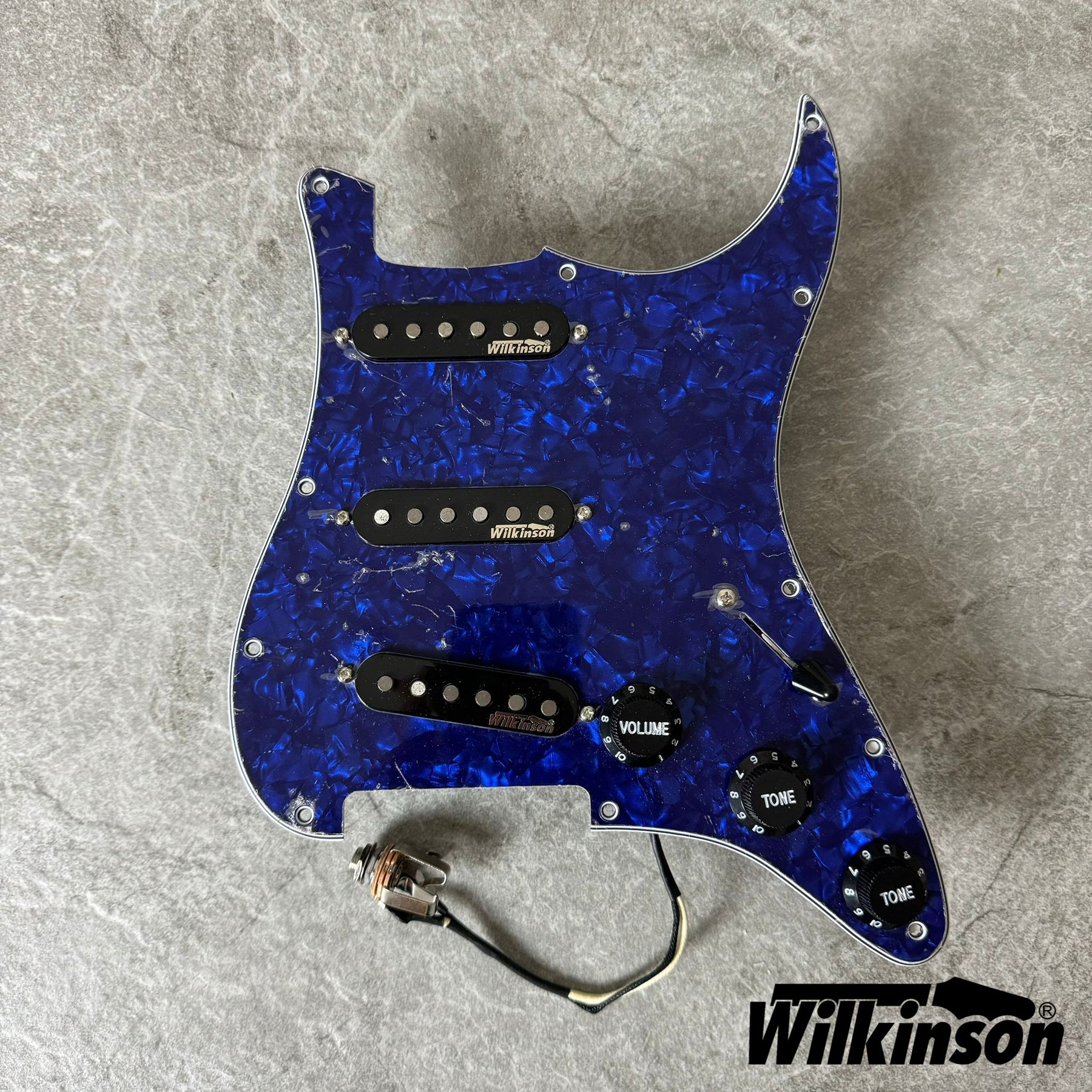 Wilkinson Prewired Strat Loaded Pickguard – Blue