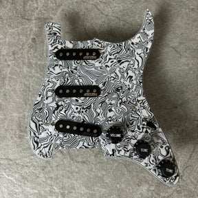 Wilkinson Prewired Stratocaster Loaded Pickguard – Zebra