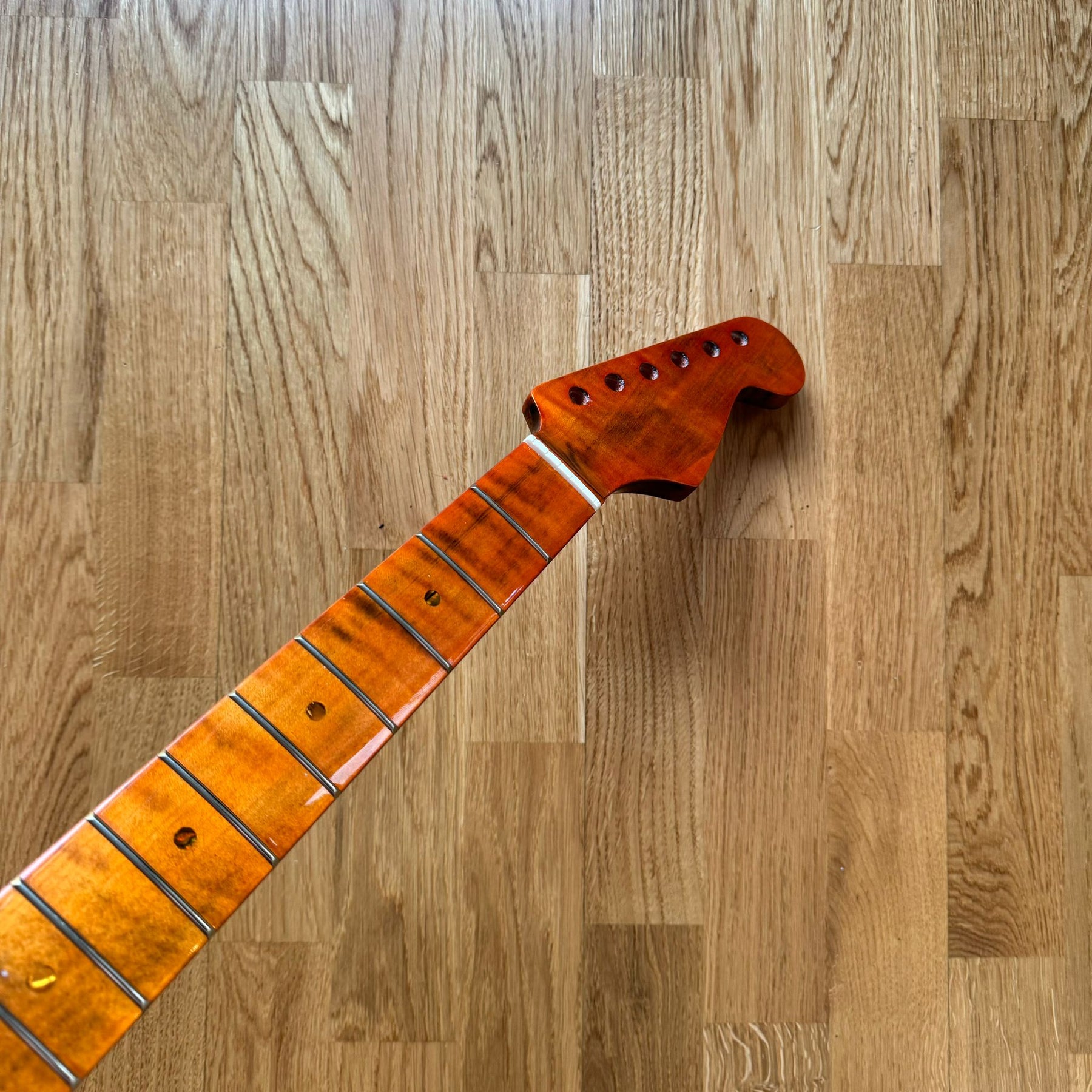 Maple Tiger Flame 21-Fret ST Guitar Neck – A Rare Find B-Stock