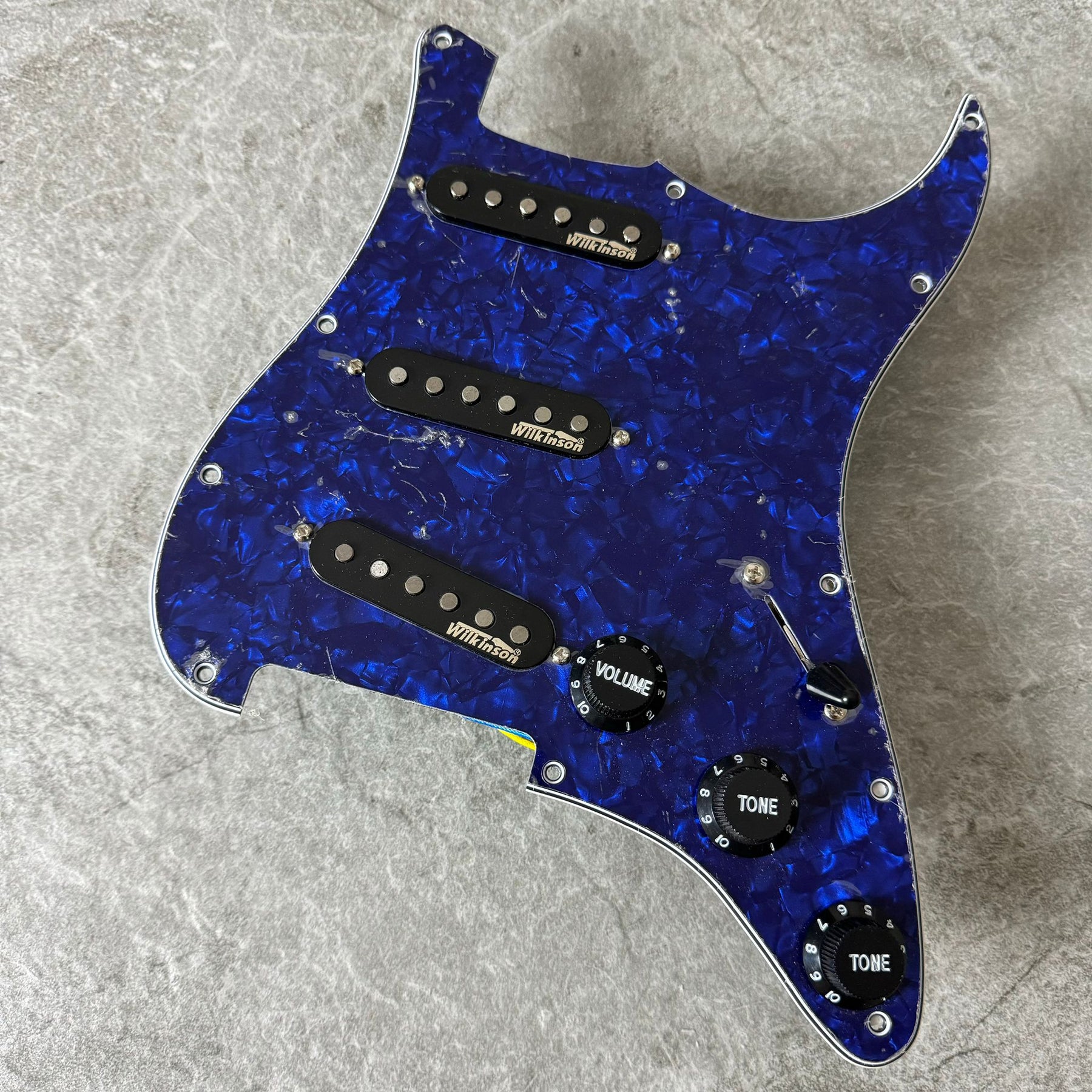 Wilkinson Prewired Strat Loaded Pickguard – Blue