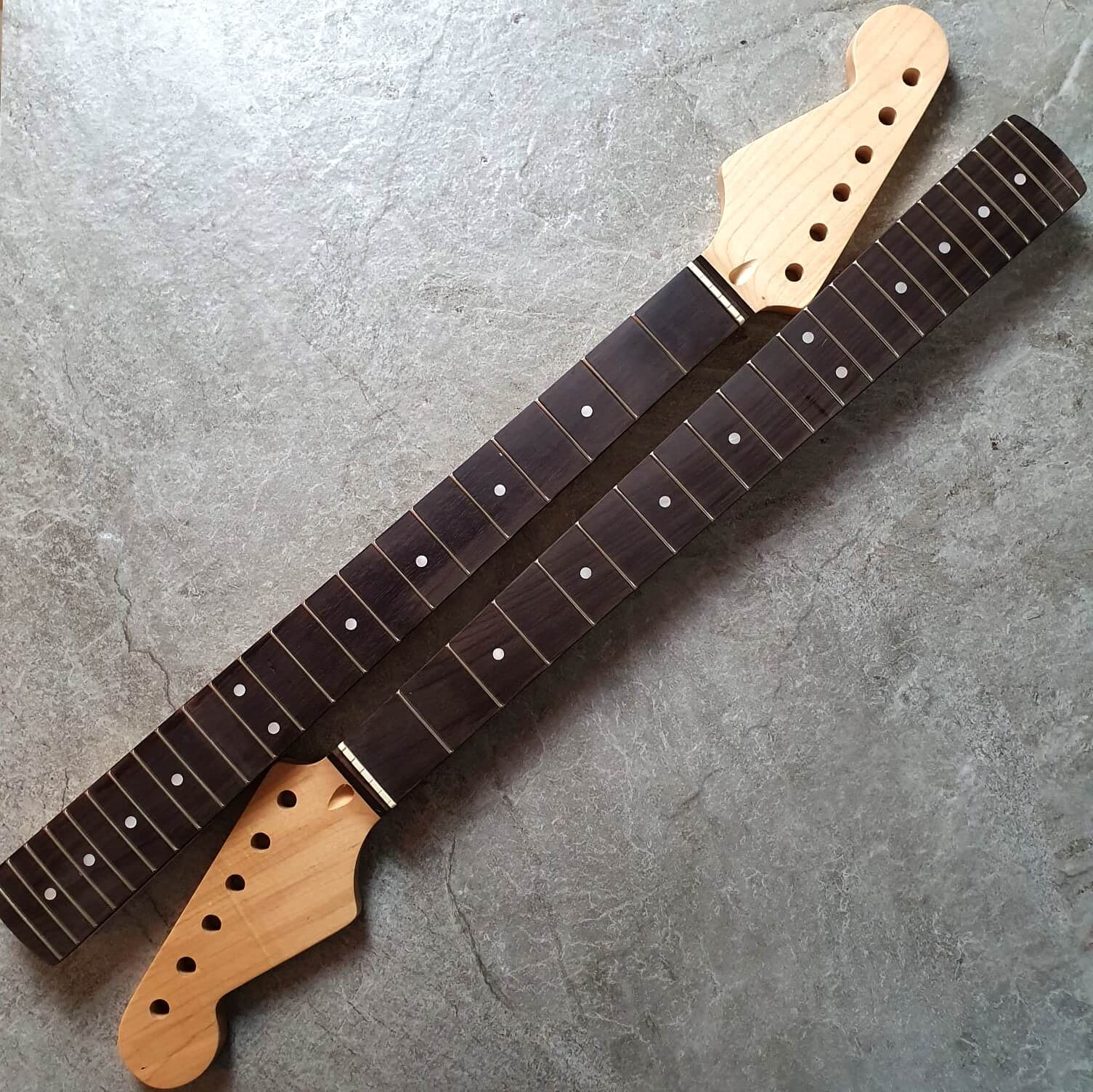 Stratocaster Gitarrhal 22 fret – Left hand Rosewood !