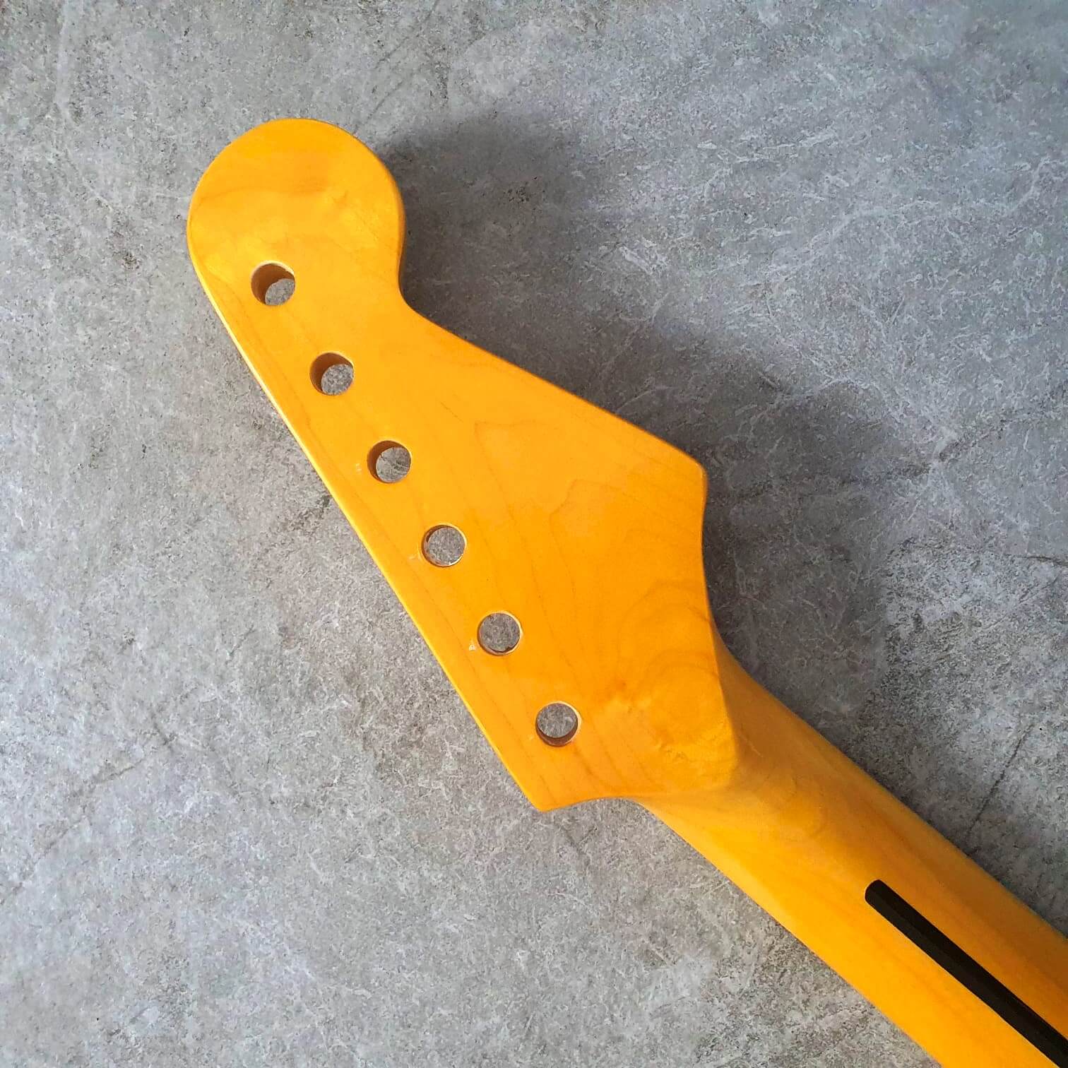 Lönn Stratocaster Neck