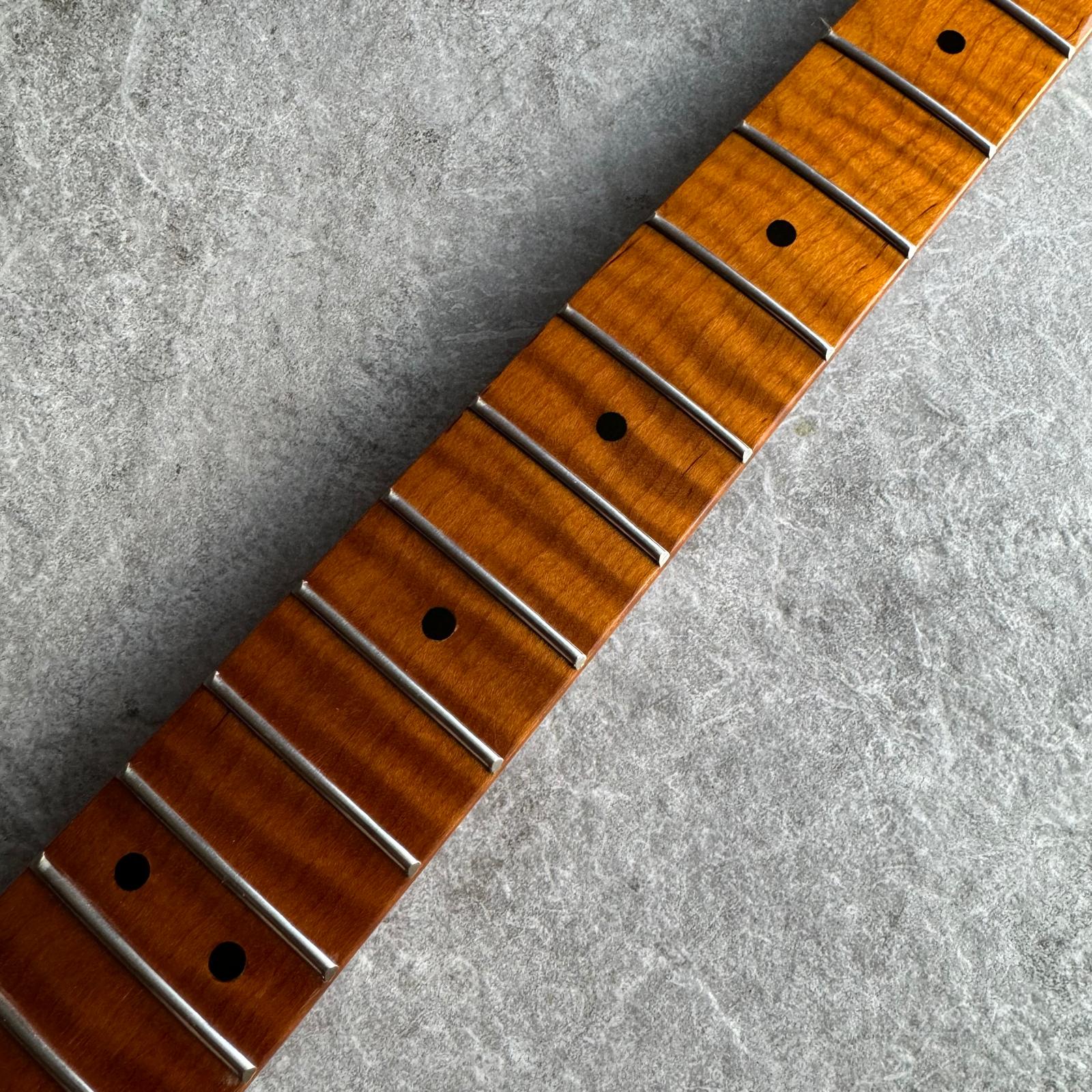 Telecaster Neck Lion Flame Maple Left-Handed 22 Fret