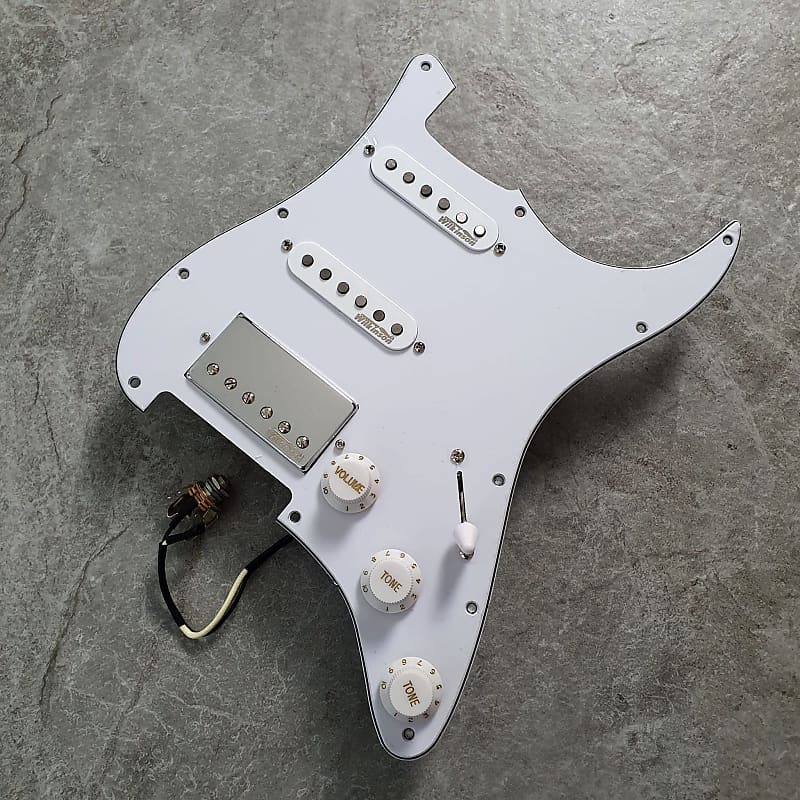 Wilkinson Prewired Stratocaster Loaded Pickguard SSH! Vit duva