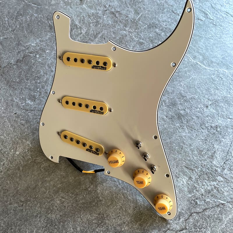 Wilkinson Prewired Pickguard Three Mini Toggle Switches Fully Loaded Orange Drop for Stratocaster!