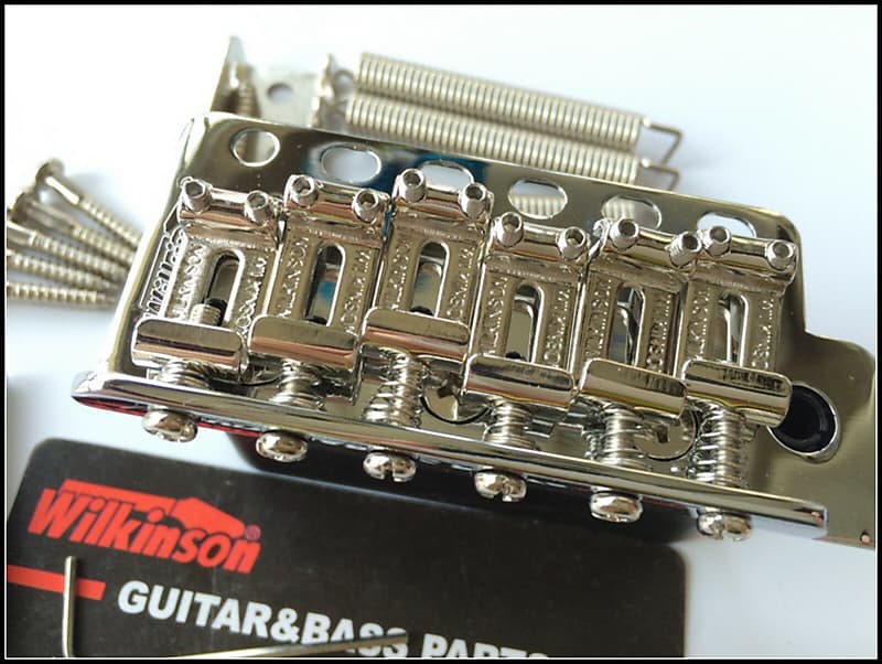 Wilkinson WV6 Tremolo Bridge med böjda stålsadlar för Stratocaster gitarr!