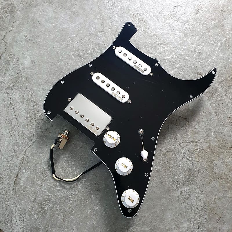 Wilkinson Prewired Stratocaster Loaded Pickguard SSH! Black